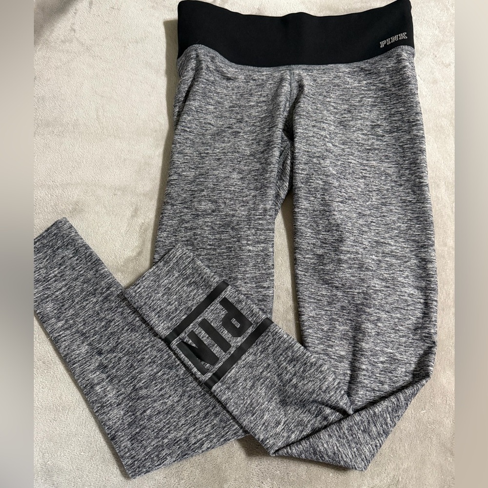 VS PINK reversible leggings NWOT